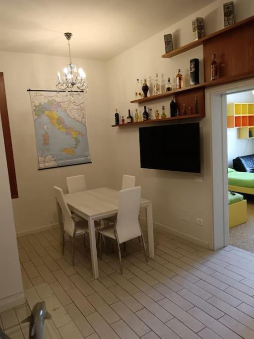Casa Al Mare Valentina Daire Viareggio Dış mekan fotoğraf
